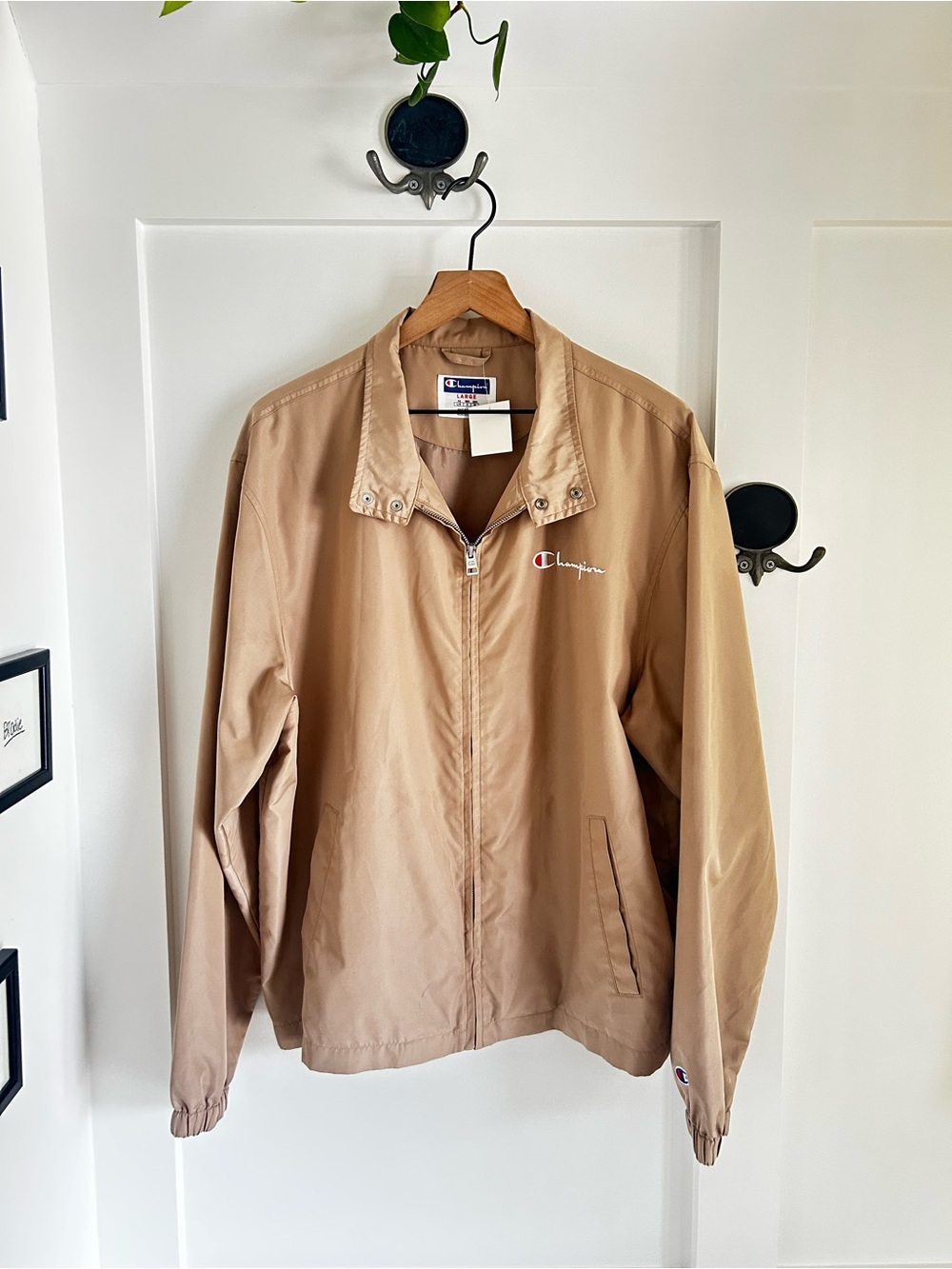 Y2K Champion Beige Windbreaker Jacket Men’s Large